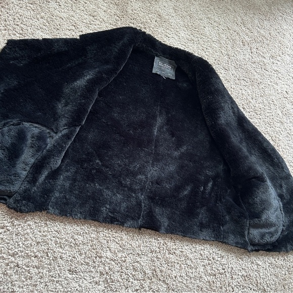 FC Jeans Black Faux Leather Faux Fur Vest Size 4 - Picture 2 of 8